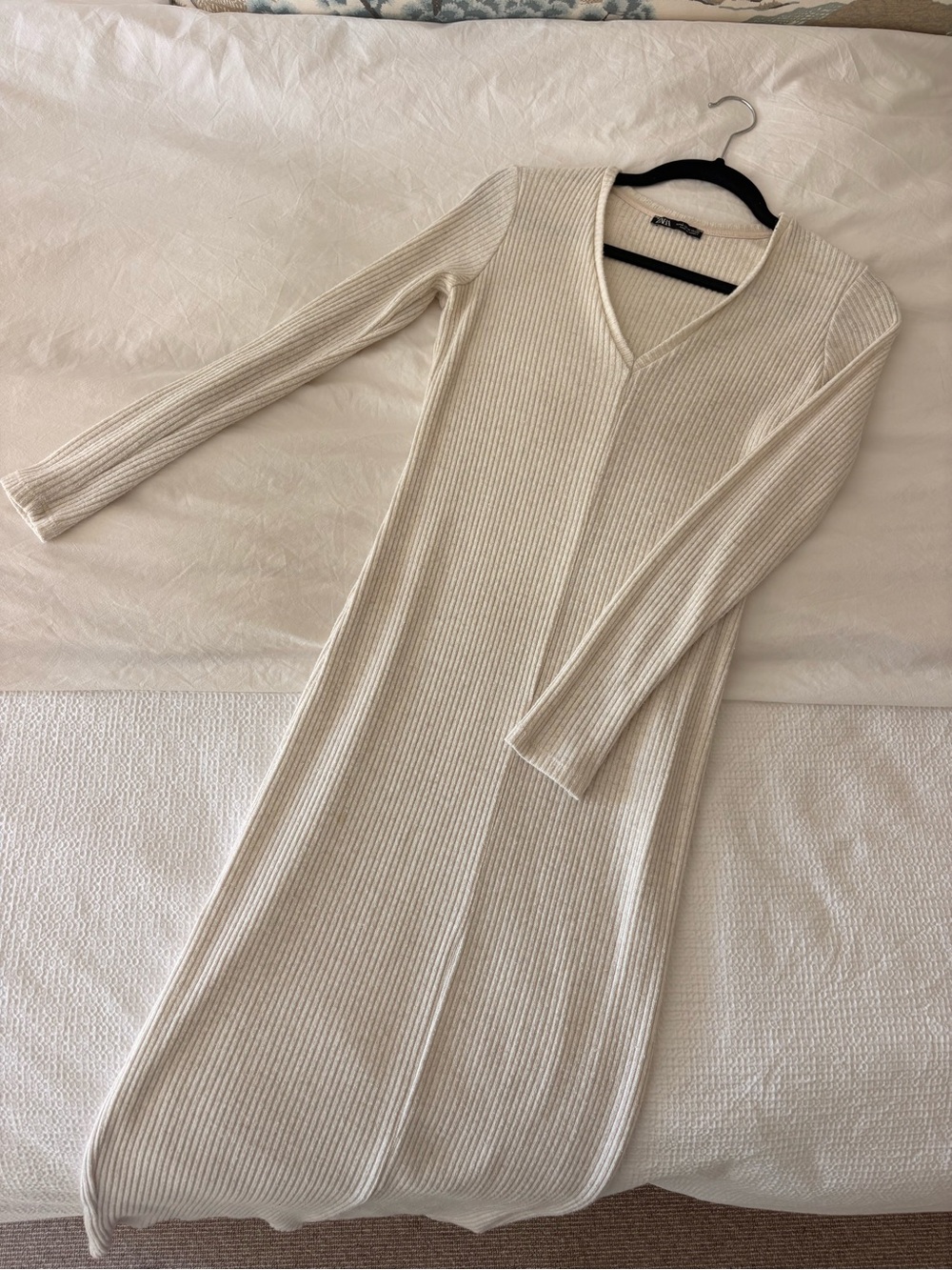 Zara Cream Ribbed V-Neck Long Sleeve Women’s Dress